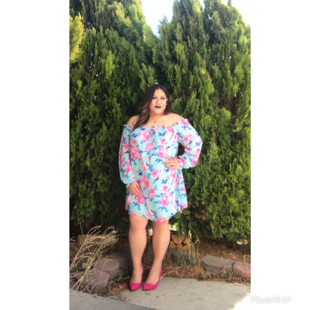 SOLD!!! Floral off the shoulder from Forever21!